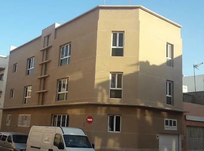 Vivienda Fralemar Arinaga. Аринага
